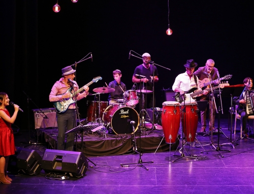 Play Me A Poem / Fun Yener Zayt Lid Review